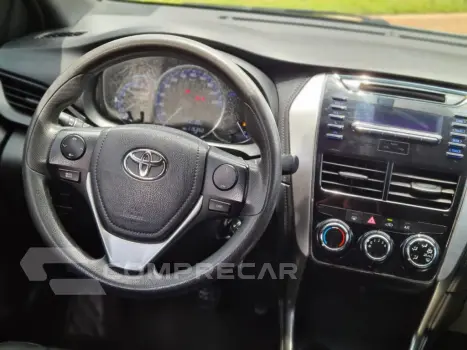 YARIS 1.3 16V FLEX XL MANUAL