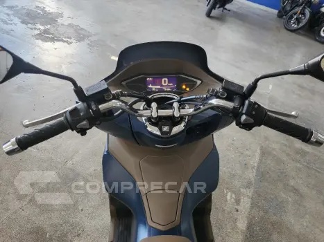 PCX DLX