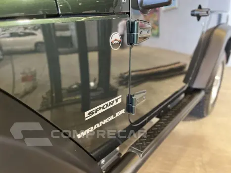 Wrangler 3.8 V6 12V SPORT TETO RÍGIDO AUTOMÁTICO