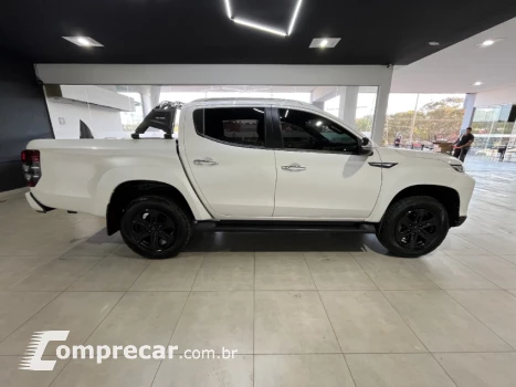L200 TRITON 2.4 16V Turbo Sport Hpe-s CD 4X4