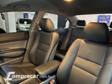 CIVIC 1.8 LXL 16V