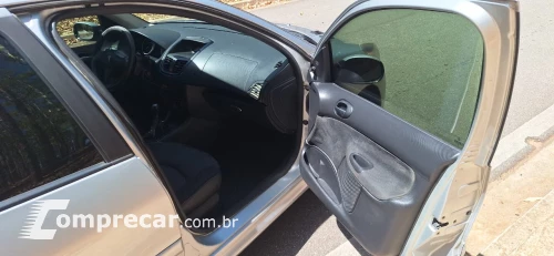 207 1.4 XR 8V