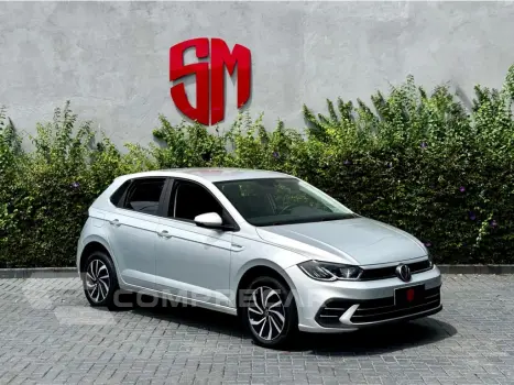 Volkswagen POLO 1.0 170 TSI HIGHLINE AUTOMÁTICO 4 portas
