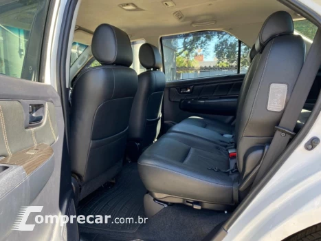 HILUX SW4 3.0 SRV 4X4 7 Lugares 16V Turbo Intercooler