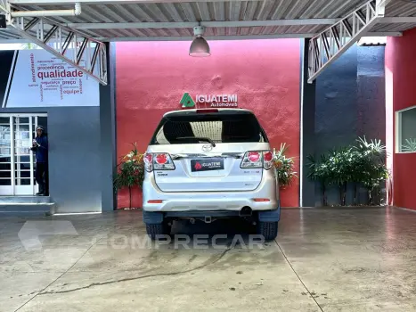 HILUX SW4 3.0 SRV 4X4 16V TURBO INTERCOOLER DIESEL 4P AUTOMÁ