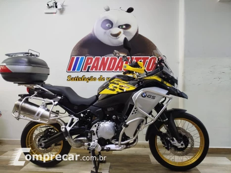 F 850 GS ADVENTURE 40 ANOS