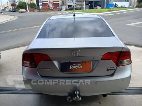 Civic Sedan LXS 1.8/1.8 Flex 16V Aut. 4p