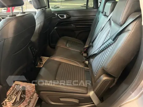 COMMANDER 1.3 T270 TURBO FLEX LIMITED AT6
