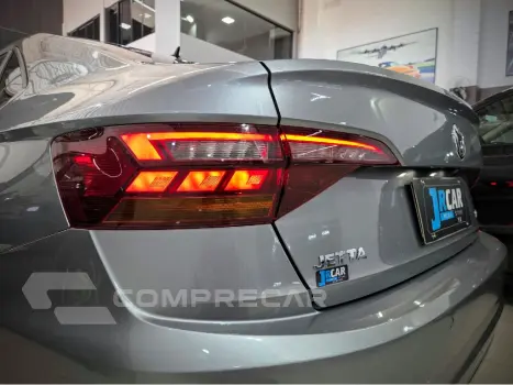 JETTA 1.4 250 TSI TOTAL FLEX COMFORTLINE TIPTRONIC