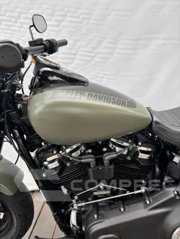 HARLEY-DAVIDSON SOFTAIL FAT BOB 114