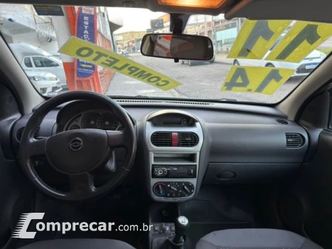 CORSA SEDAN - 1.4 MPFI PREMIUM SEDAN 8V 4P MANUAL