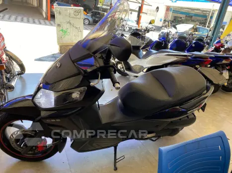 CITYCOM 300i