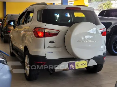 EcoSport TITANIUM 2.0 16V Flex 5p Aut.