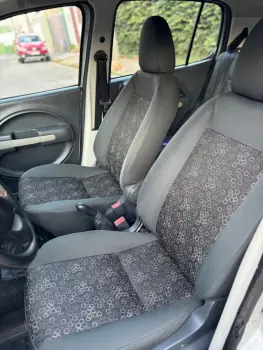 UNO 1.0 Vivace 8V
