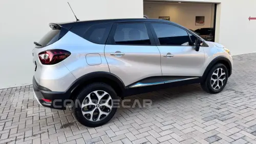 Captur 1.6 16V 4P FLEX SCE LIFE X-TRONIC CVT