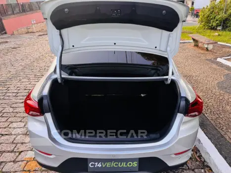 ONIX SEDAN Plus LTZ 1.0 12V TB Flex Aut.