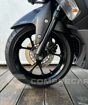 YAMAHA NMAX CONNECTED 160 ABS
