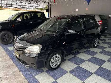 Toyota ETIOS 1.3 X 16V 4 portas