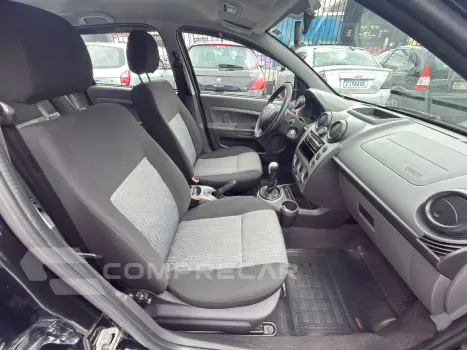 FIESTA 1.6 Rocam Sedan 8V
