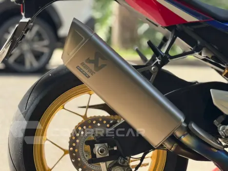 CBR 1000RR-R Fireblade SP