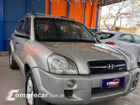 TUCSON - 2.0 MPFI GL 16V 142CV 2WD 4P AUTOMÁTICO