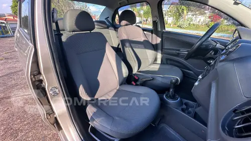 VOYAGE 1.0 12V MPI Totalflex