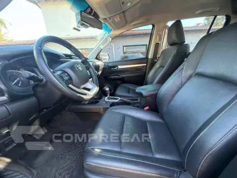 Hilux Caminhonete 2.8 16V SRX 4X4 DIESEL CABINE DUPLA AUTOMÁ