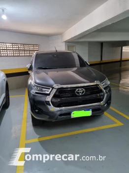 Toyota HILUX 2.8 SRX 4X4 CD 16V 4 portas