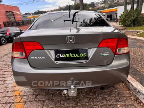 Civic Sedan LXS 1.8/1.8 Flex 16V Aut. 4p