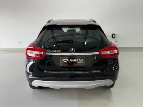 GLA 200 1.6 CGI STYLE 16V TURBO FLEX 4P AUTOMÁTICO