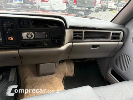 RAM 5.9 Sport 4X2 CS