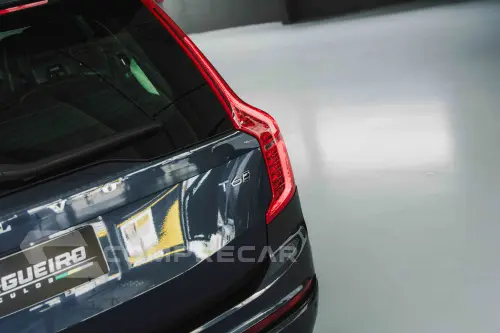 XC90 2.0 T6 Momentum AWD Geartronic