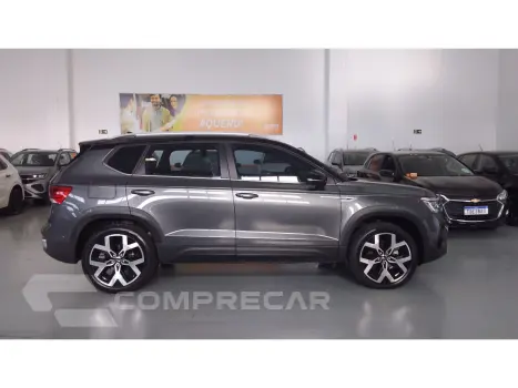 TAOS 1.4 250 TSI TOTAL FLEX HIGHLINE AUTOMÁTICO