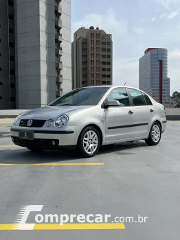 POLO SEDAN 1.6 8V