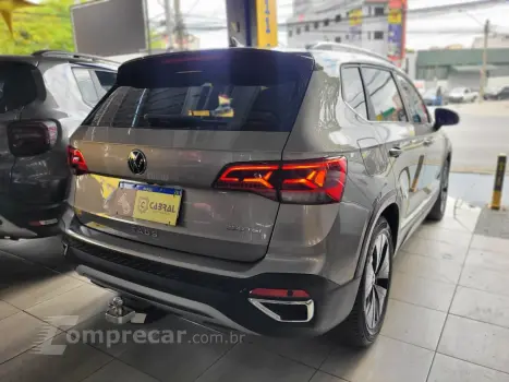 Volkswagen TAOS Highline 1.4 250 TSI Flex Aut. 4 portas