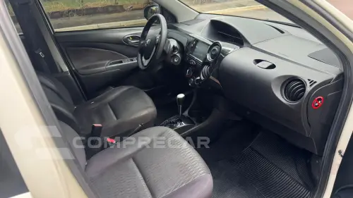 ETIOS 1.5 X Sedan 16V