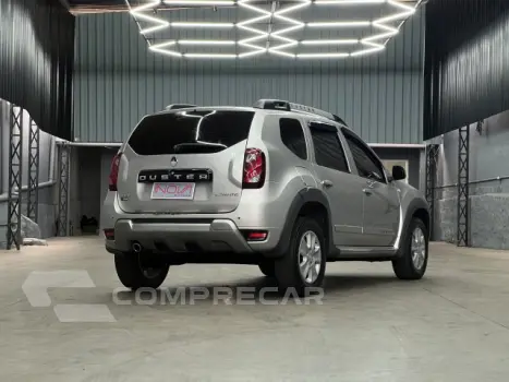 DUSTER - 2.0 DYNAMIQUE 4X2 16V 4P AUTOMÁTICO