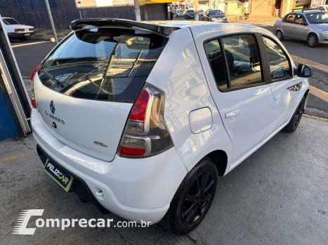 SANDERO 1.6 GT Line Limited