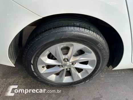 ONIX SEDAN Plus LT 1.0 12V TB Flex Mec.