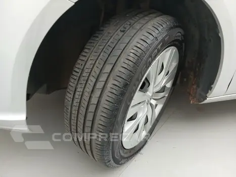 VOYAGE 1.0 12V MPI TOTALFLEX 4P MANUAL