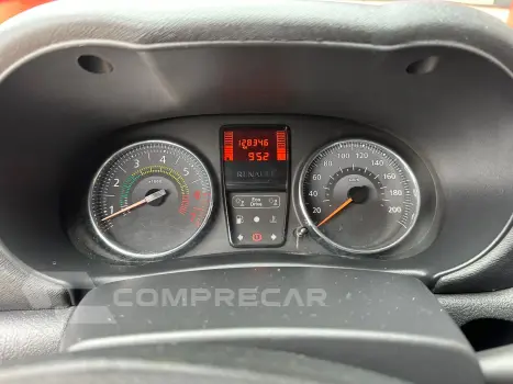 CLIO 1.0 Expression 16V