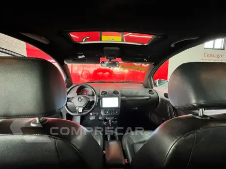 New Beetle 2.0 Mi 8V Gasolina 2P Automático