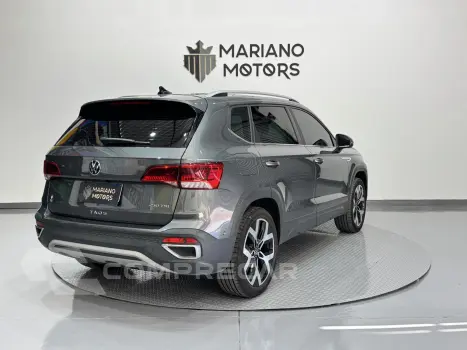 TAOS 1.4 250 TSI TOTAL FLEX HIGHLINE AUTOMÁTICO