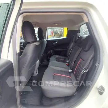 Toro Freedom 2.4 16V Flex Aut.