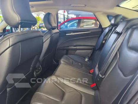 Fusion 2.0 4P 16V TITANIUM AUTOMÁTICO
