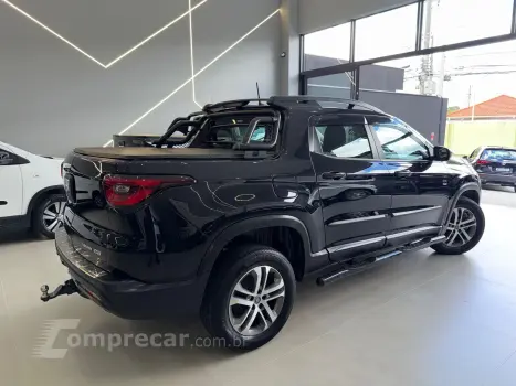 TORO 2.0 16V Turbo Freedom 4WD AT9