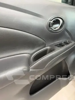 VERSA SL 1.6 16V FlexStart 4p Aut.