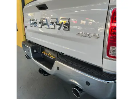 CLASSIC 5.7 V8 GASOLINA LARAMIE CD 4X4 AUTOMÁTICO