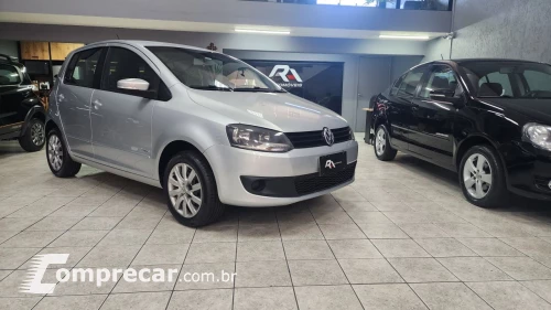 Volkswagen Fox 1.0 Mi Total Flex 8V 5p 4 portas