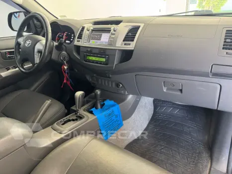 Hilux Caminhonete 2.7 16V 4P SRV FLEX 4X4  CABINE DUPLA AUTO